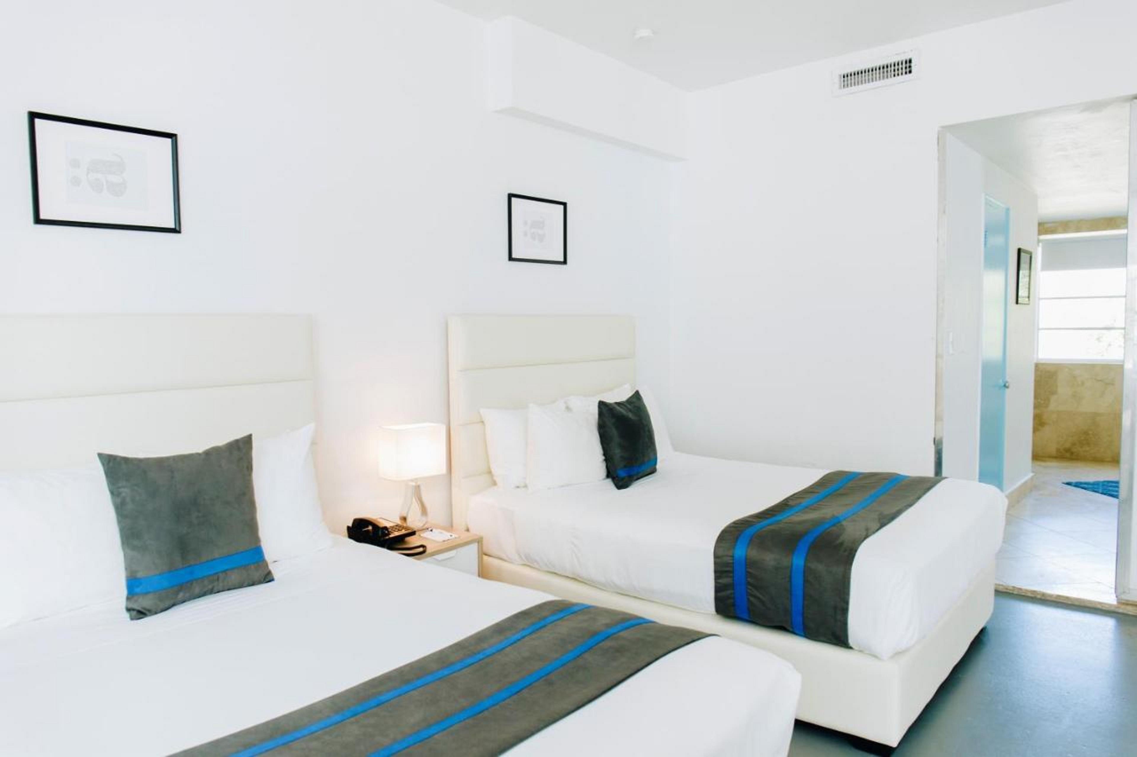 מיאמי ביץ' Aqua Hotel & Suites מראה חיצוני תמונה